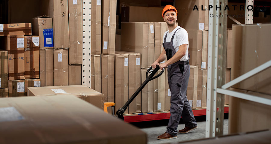 Factors That Influence Shipping Costs In the UAE